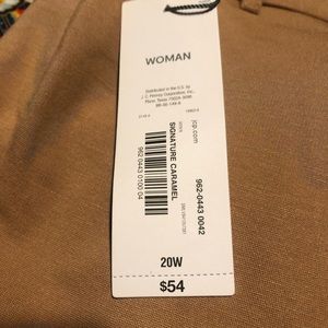 NWT Liz Claiborne ankle pants